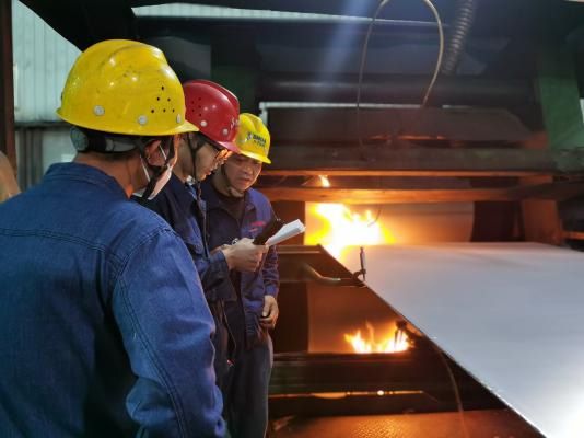 堅(jiān)守勞動者的節(jié)日